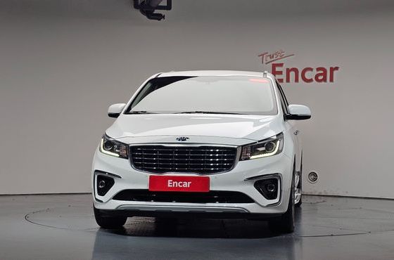 Kia Carnival 9-Seater Prstige — пробег 53 595 км — фото 3 из 5