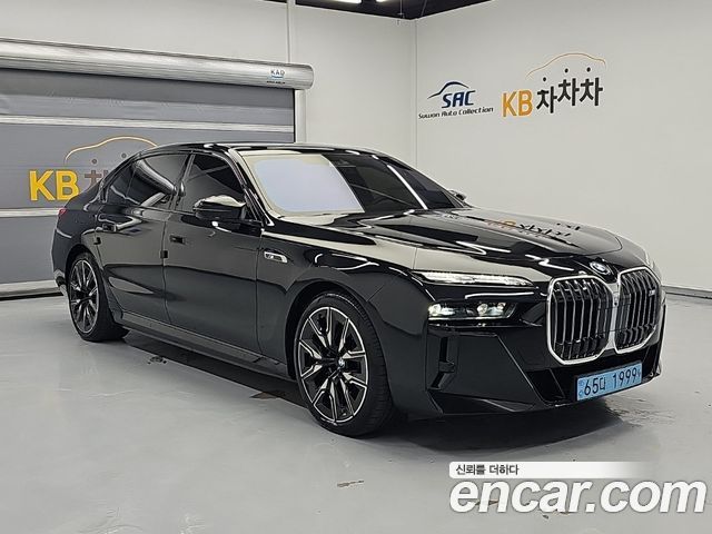 BMW i7 M70 xDrive — пробег 71 693 км — фото 4 из 5