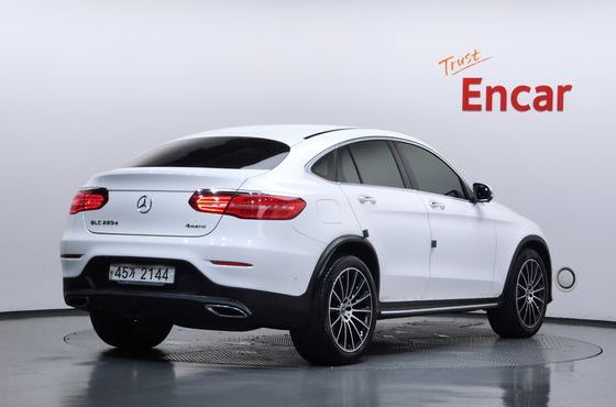 Mercedes-Benz GLC-Class GLC220 d 4MATIC Premium Coupe — пробег 159 588 км — фото 2 из 5