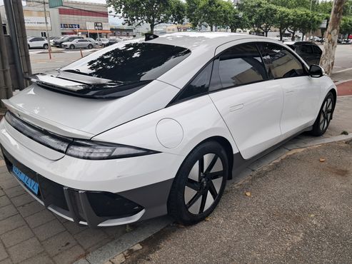 Hyundai Ioniq6 Long Range AWD Exclusive + — пробег 83 571 км — фото 4 из 5