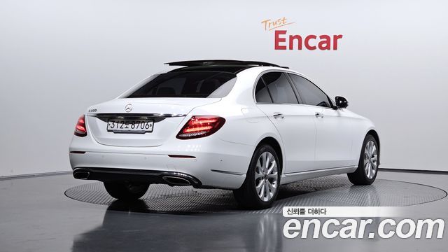 Mercedes-Benz E-Class из Кореи Encar