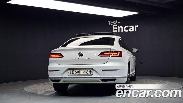 Volkswagen Arteon 2.0 TDI Prestige — пробег 241 379 км — фото 4 из 5