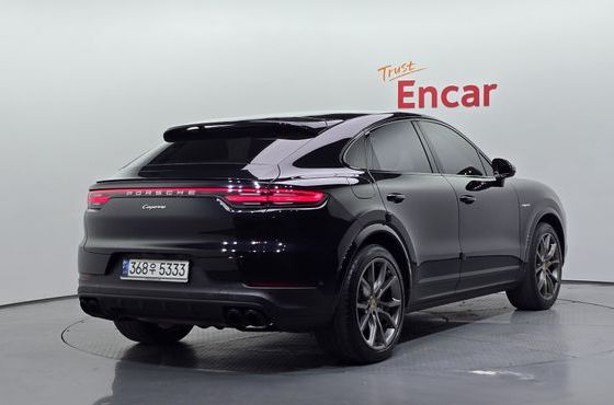 Porsche Cayenne 3.0 E-Hybrid Coupe — пробег 102 427 км — фото 2 из 5
