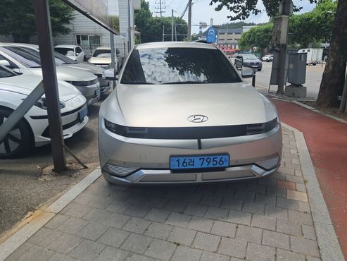 Hyundai Ioniq5 Long range Prestige — пробег 120 205 км — фото 2 из 5