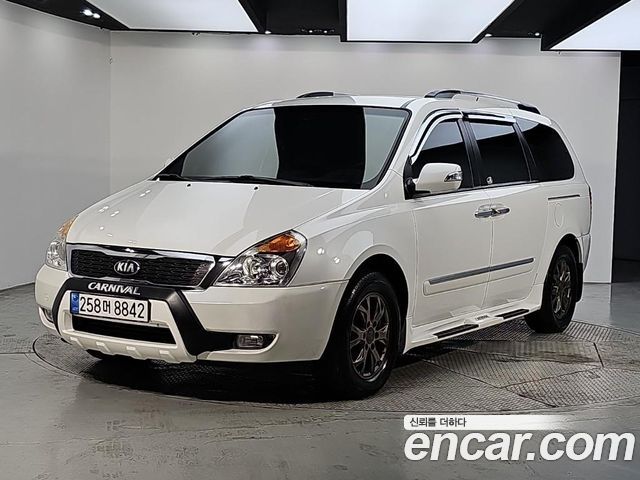 Kia Carnival Grand Carnival GLX Deluxe — пробег 166 658 км — фото 1 из 5