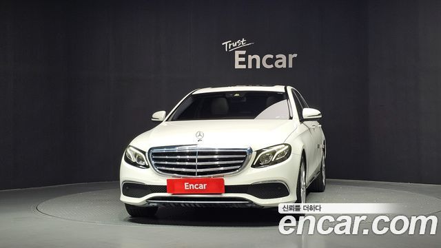 Mercedes-Benz E-Class из Кореи Encar