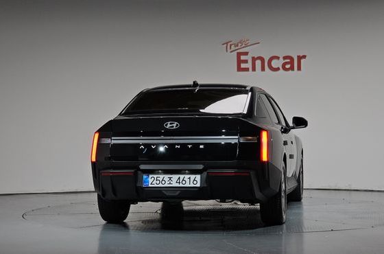 Hyundai AVANTE 2.0 Modern — пробег 1 099 км — фото 4 из 5