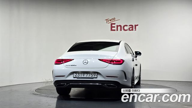 Mercedes-Benz CLS-Class CLS300d AMG Line — пробег 34 019 км — фото 4 из 5