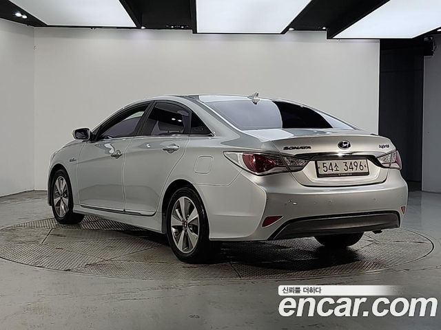 Hyundai Sonata 2.0 Royal — пробег 167 663 км — фото 3 из 5