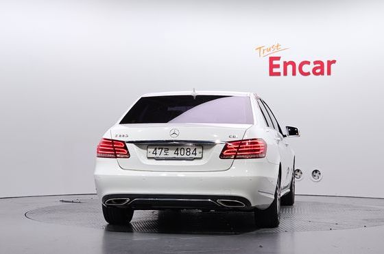 Mercedes-Benz E-Class E220 CDI Avantgarde — пробег 164 178 км — фото 4 из 5