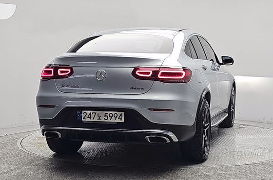 Mercedes-Benz GLC-Class GLC300 4MATIC Premium Coupe — пробег 90 384 км — фото 2 из 5