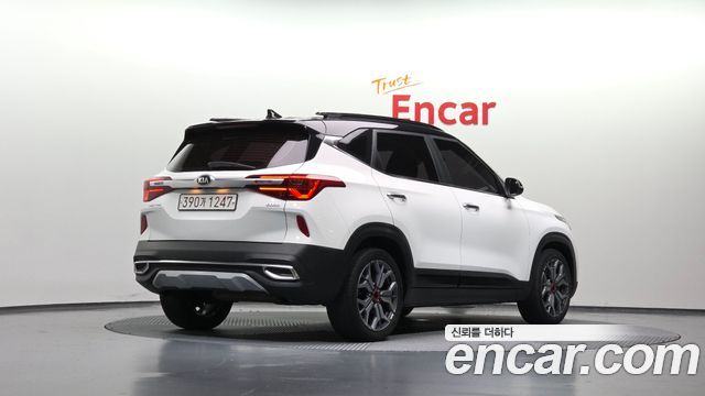 Kia Seltos из Кореи Encar