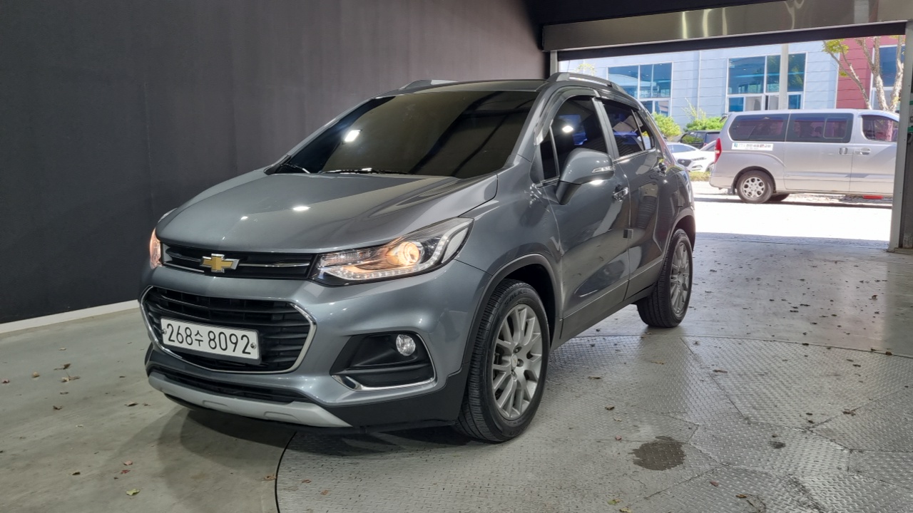 Chevrolet (Daewoo) Trax 1.6 Diesel LT Core — пробег 104 000 км — фото 1 из 5