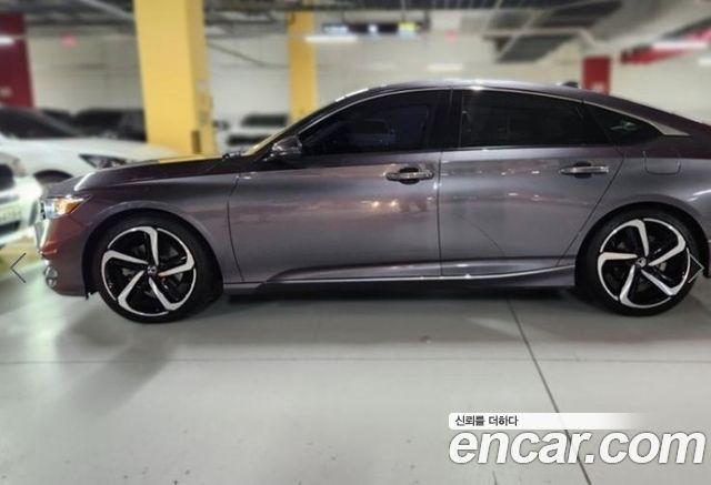 Honda Accord 2.0 Turbo Sport — пробег 96 930 км — фото 3 из 5