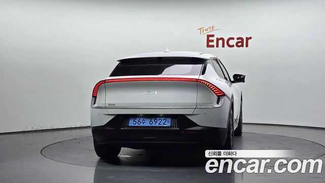 Kia EV6 из Кореи Encar