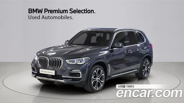 BMW X5 xDrive 40i xLine — пробег 66 219 км — фото 1 из 5