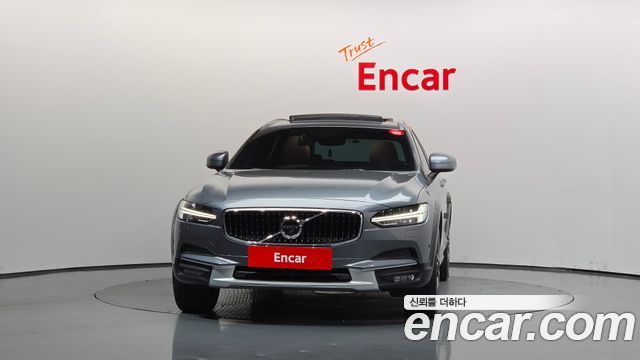 Volvo V90 T5 Pro AWD — пробег 165 500 км — фото 3 из 5