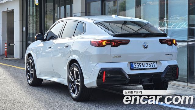 BMW X2 (F39) xDrive 20i M Sport — пробег 4 211 км — фото 2 из 5