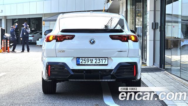 BMW X2 (F39) xDrive 20i M Sport — пробег 4 211 км — фото 4 из 5