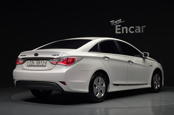 Hyundai Sonata 2.0 Premier — пробег 114 472 км — фото 2 из 5