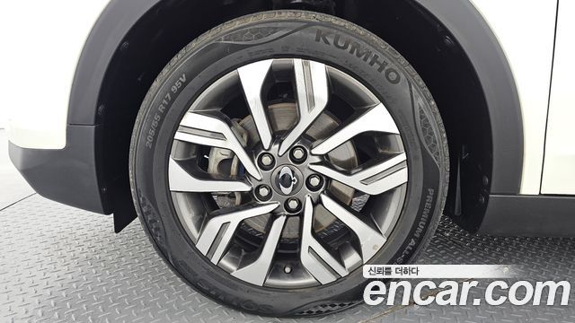 Ssangyong TIBOLI из Кореи Encar