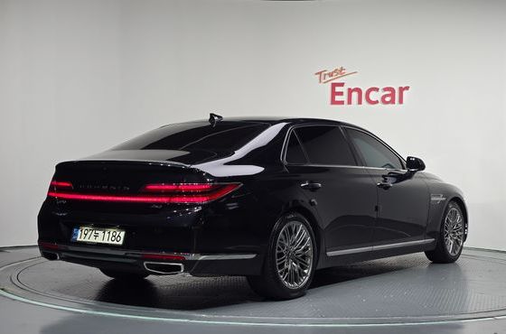 Genesis G90 3.3 T AWD Premium — пробег 97 569 км — фото 2 из 5