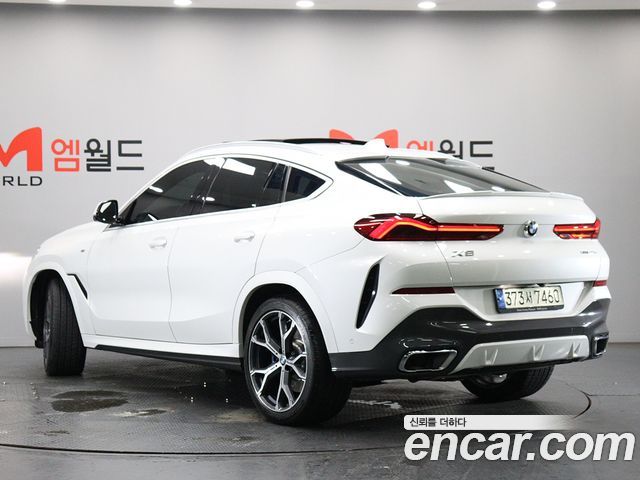 BMW X6 xDrive40i M Sport — пробег 44 243 км — фото 4 из 5