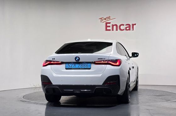 BMW i4 eDrive40 M Sports — пробег 34 251 км — фото 4 из 5