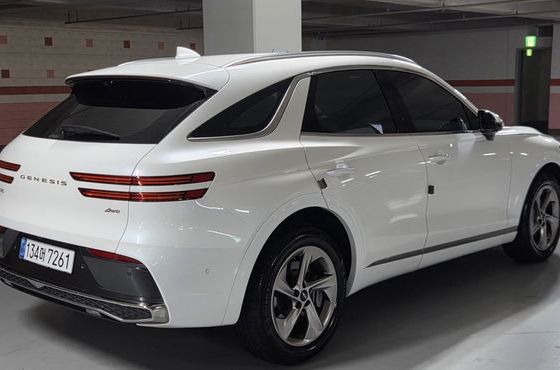 Genesis GV70 2.5T Gasoline AWD — пробег 23 662 км — фото 3 из 5