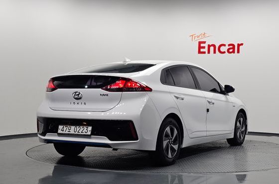 Hyundai Ioniq I Plus — пробег 132 118 км — фото 2 из 5