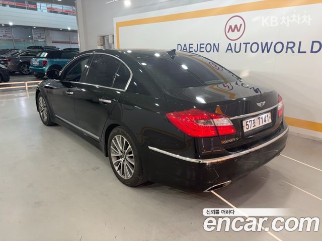 Hyundai Genesis из Кореи Encar