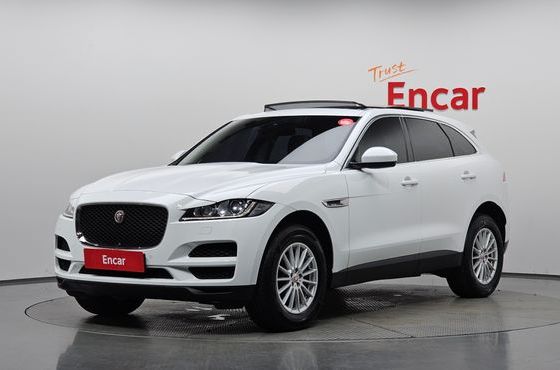 Jaguar F-PACE 20d Prestige — пробег 203 724 км — фото 1 из 5