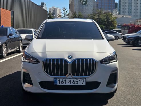 BMW 2-Series 220i M Sport Design — пробег 4 793 км — фото 3 из 5