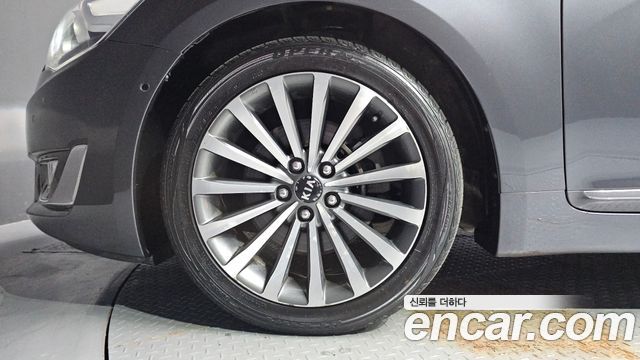 Kia K7 из Кореи Encar