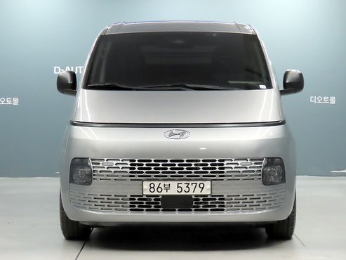 Hyundai Staria Cargo 3-Seater Smart — пробег 121 757 км — фото 2 из 5