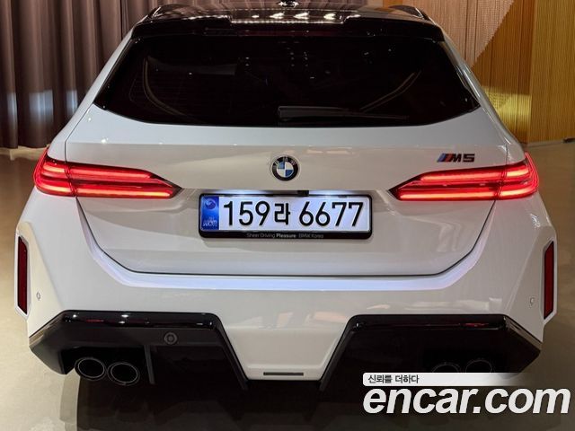BMW M5 M5 Touring — пробег 4 000 км — фото 4 из 5