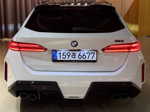 BMW M5 M5 Touring — пробег 4 000 км — фото 4 из 5