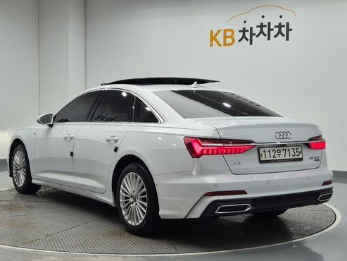 Audi A6 45 TFSI Quattro Premium — пробег 169 005 км — фото 2 из 5