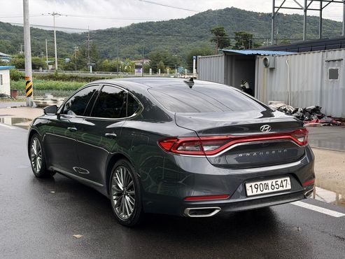 Hyundai Grandeur 3.0 Modren Basic (Rental car) — пробег 109 054 км — фото 4 из 5