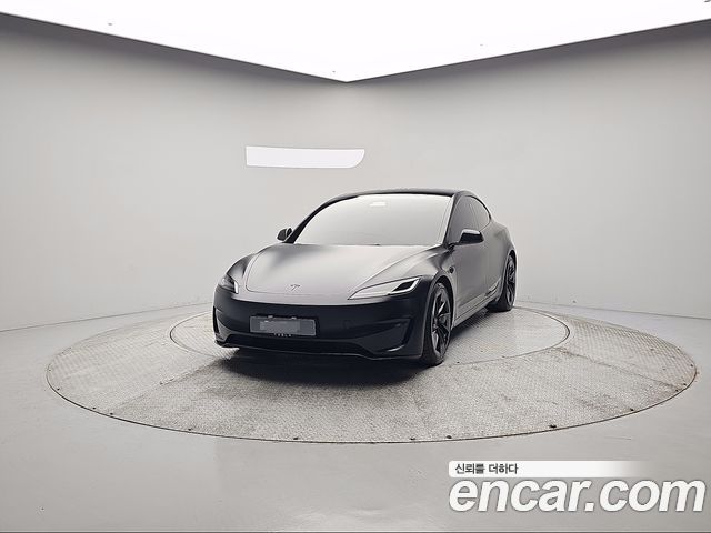 Tesla Model 3 Performance AWD — пробег 23 188 км — фото 1 из 5