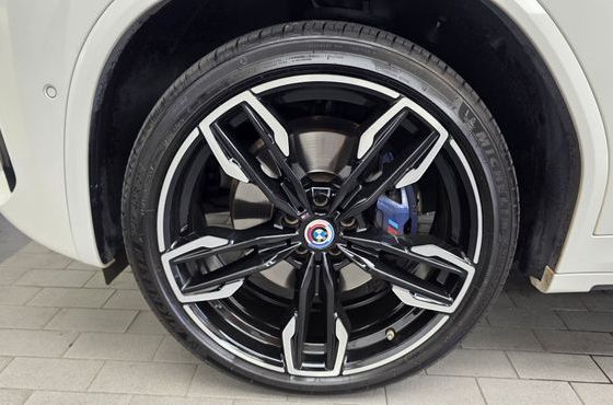 BMW X4 xDrive M40i — пробег 38 045 км — фото 5 из 5