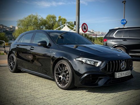 Mercedes-Benz A-Class AMG A45 4MAITC+ Hatchback — пробег 27 000 км — фото 2 из 5