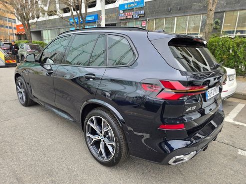 BMW X5 xDrive 40i M Sport — пробег 8 400 км — фото 5 из 5