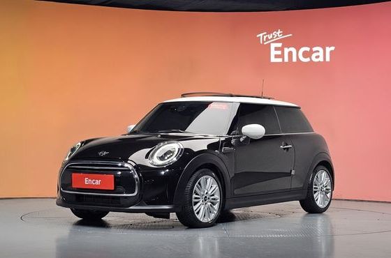 Mini Cooper 클래식 플러스 3rd — пробег 22 828 км — фото 1 из 5
