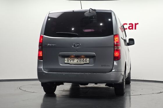 Hyundai Starex 5-Seater VAN Smart — пробег 106 126 км — фото 4 из 5