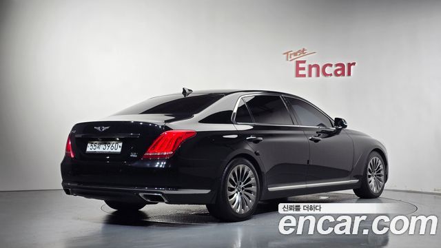 Genesis EQ900 3.3 T-GDI AWD Prestige — пробег 188 300 км — фото 2 из 5