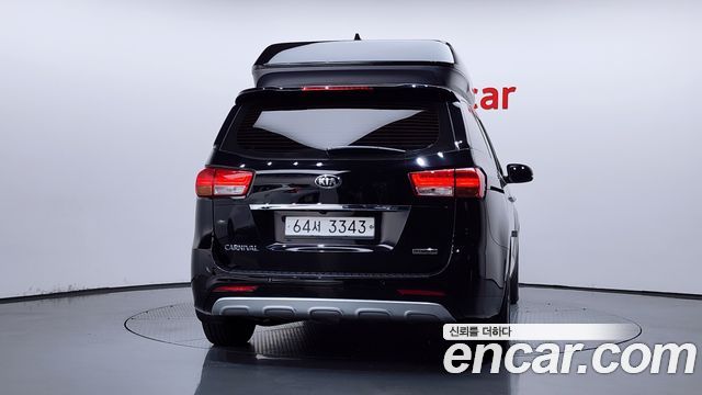 Kia Carnival из Кореи Encar