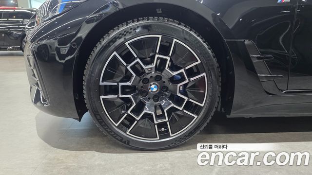 BMW i4 eDrive40 M Sports — пробег 14 302 км — фото 5 из 5