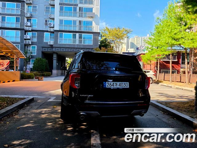 Ford Explorer 2.3 LimIted 4WD — пробег 54 000 км — фото 4 из 5