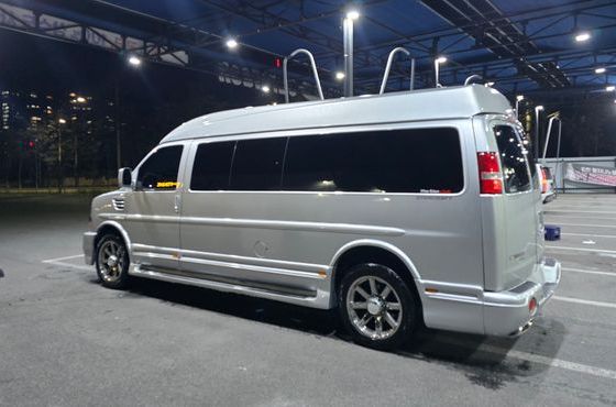 Chevrolet Express Van 6.0 — пробег 65 000 км — фото 3 из 5